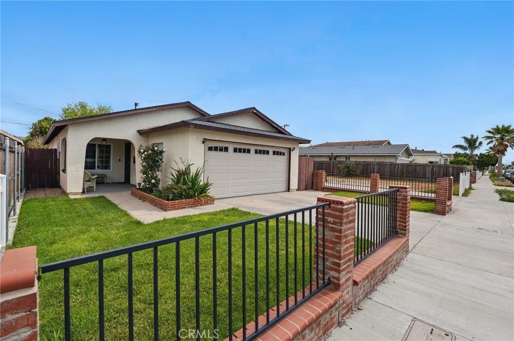 Photo of Listing #SB25107617