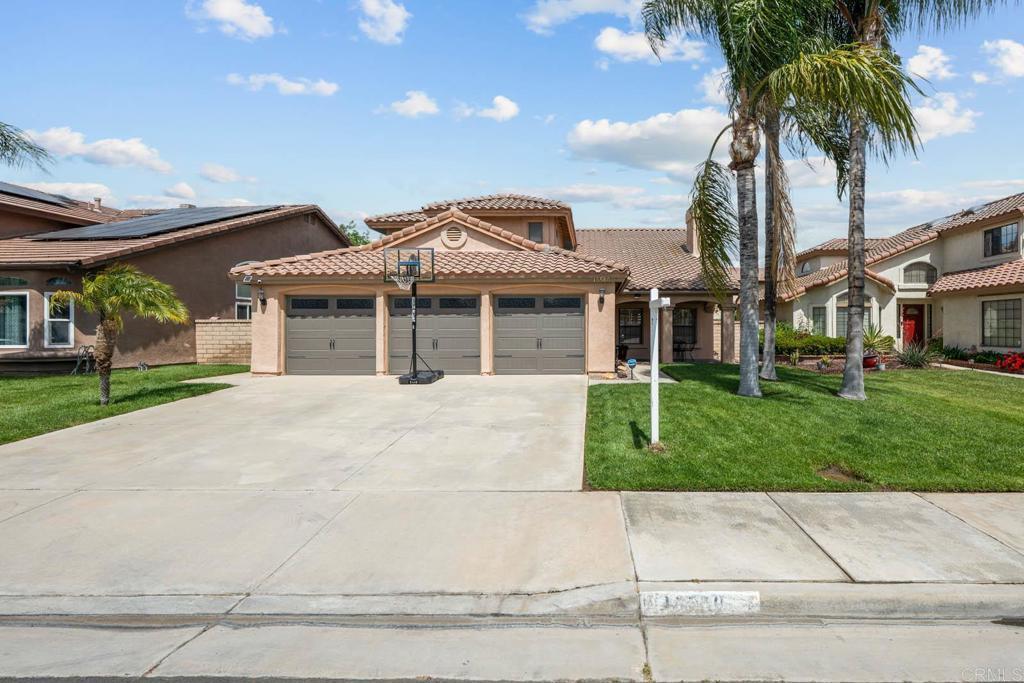 Photo of Listing #PTP2503531