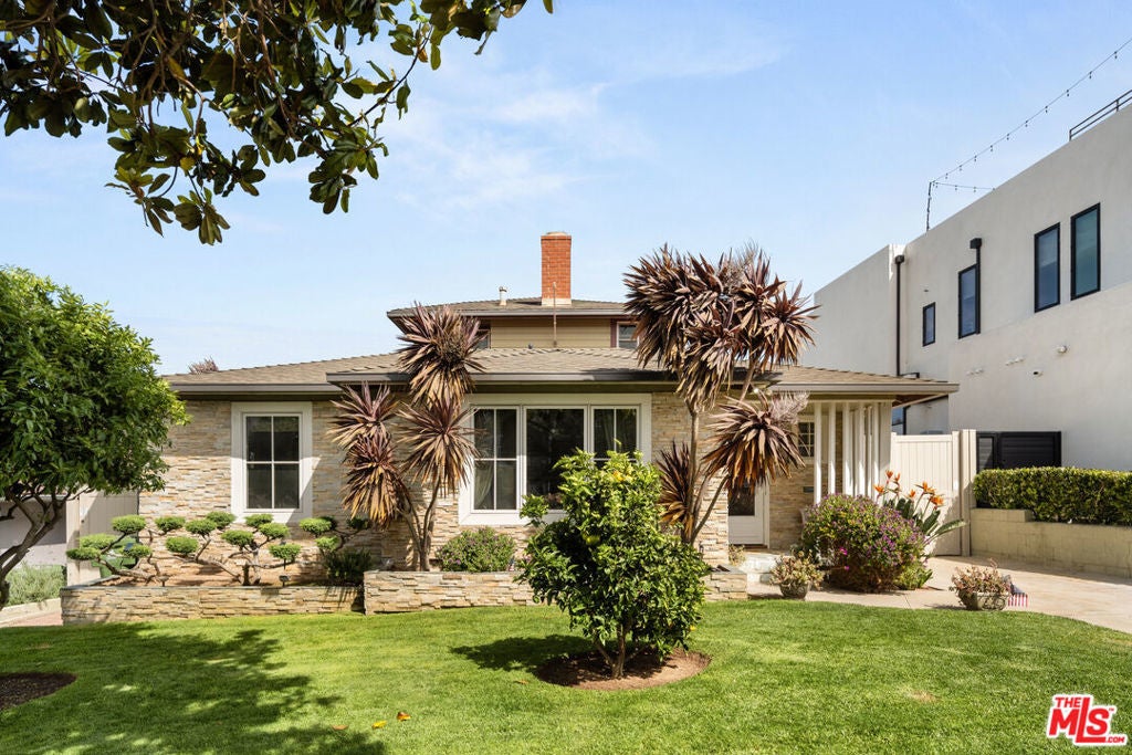 Photo of Listing #25532319