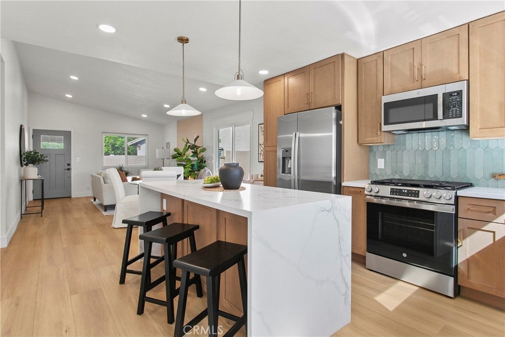 Photo of Listing #OC25107631