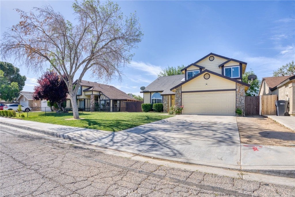 Photo of Listing #SR25108548