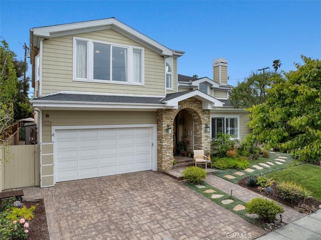 1304 Harkness St., Manhattan Beach.