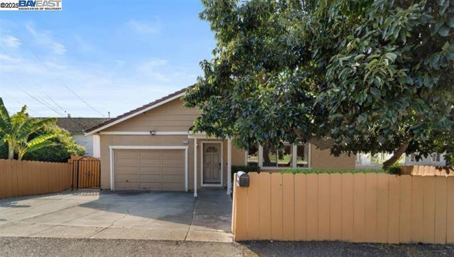 Photo of Listing #41097618