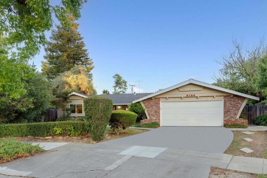 Photo of Listing #ML82007099