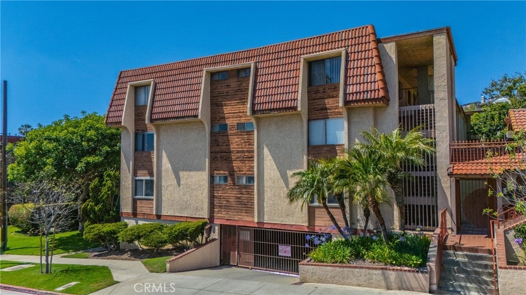 Photo of Listing #DW25108382