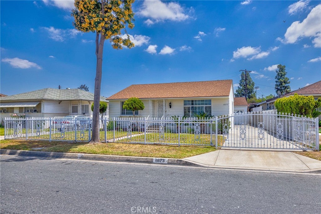 Photo of Listing #PW25105378