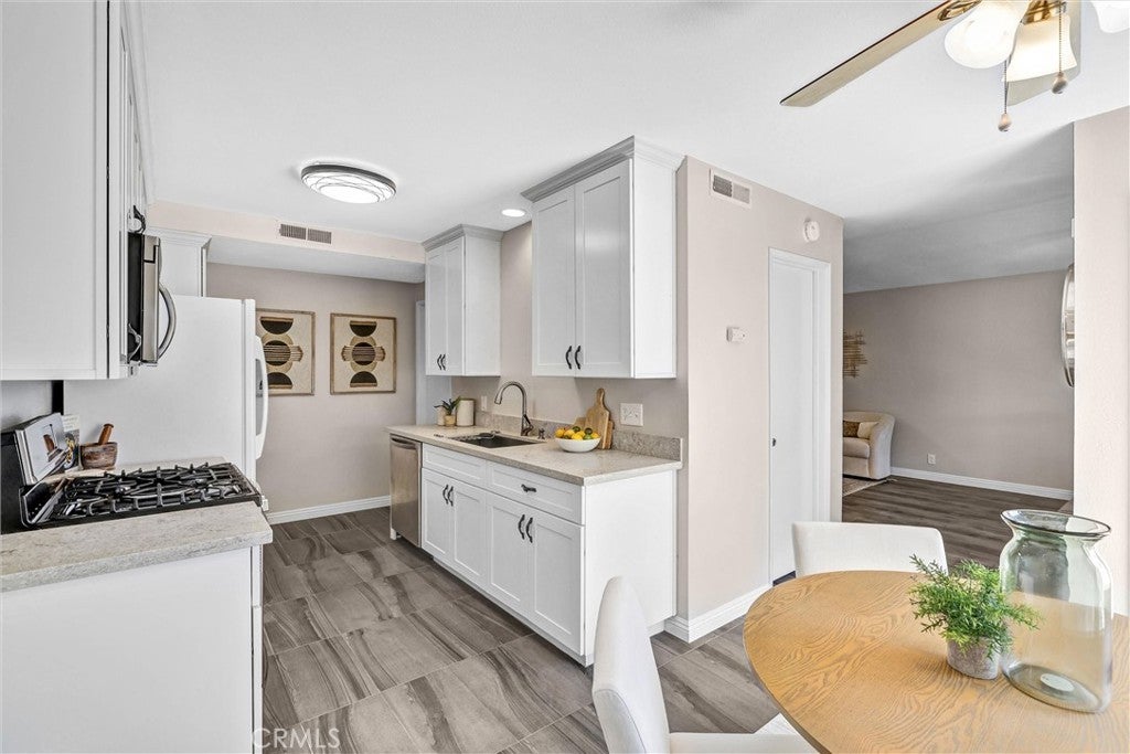 Photo of Listing #OC25106699