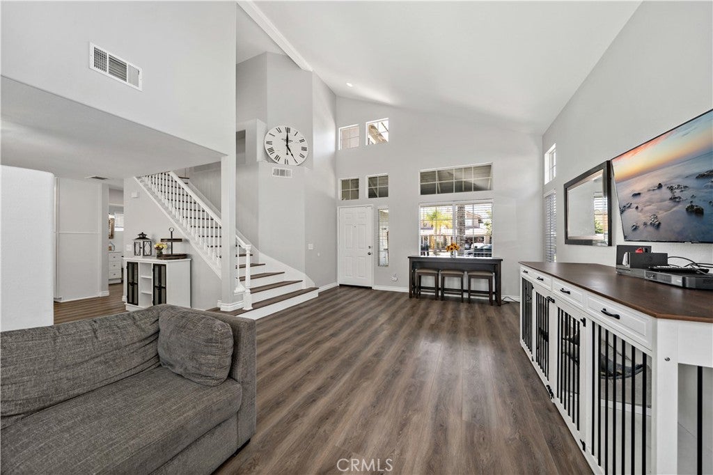 Photo of Listing #SW25108412