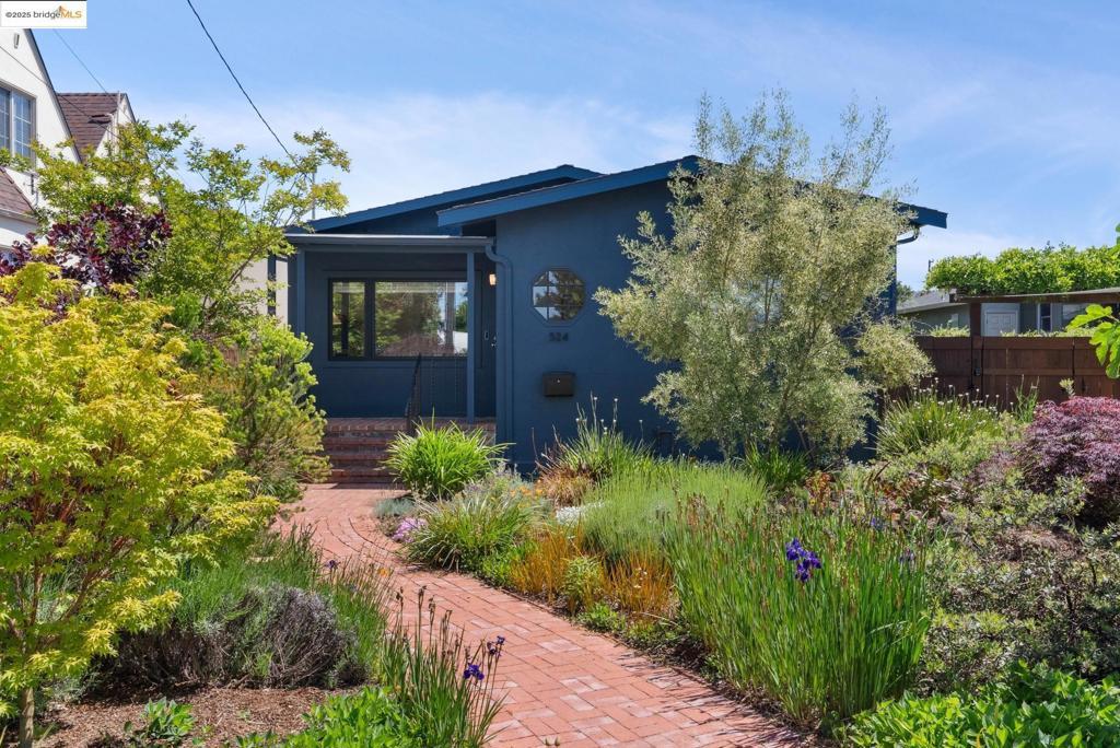 Photo of Listing #41097660