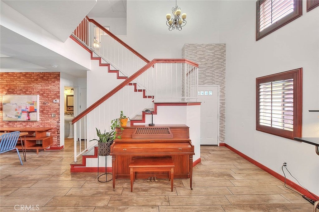 Photo of Listing #CV25106771