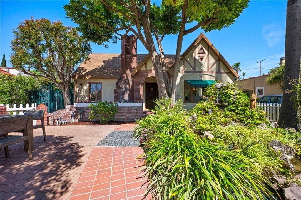 Photo of Listing #PW25108593