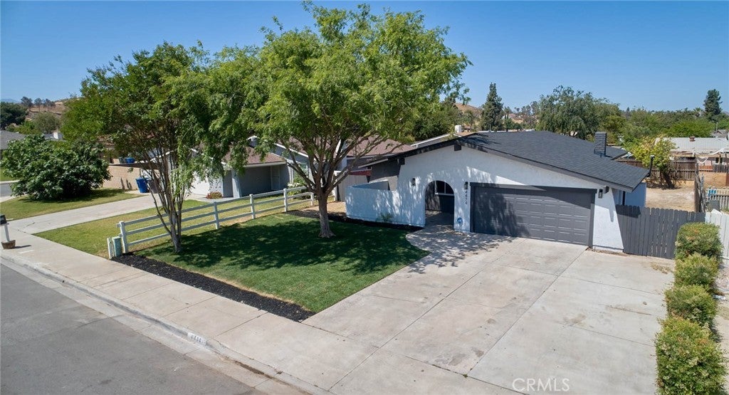 Photo of Listing #CV25109040