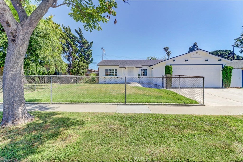 Photo of Listing #PW25108757