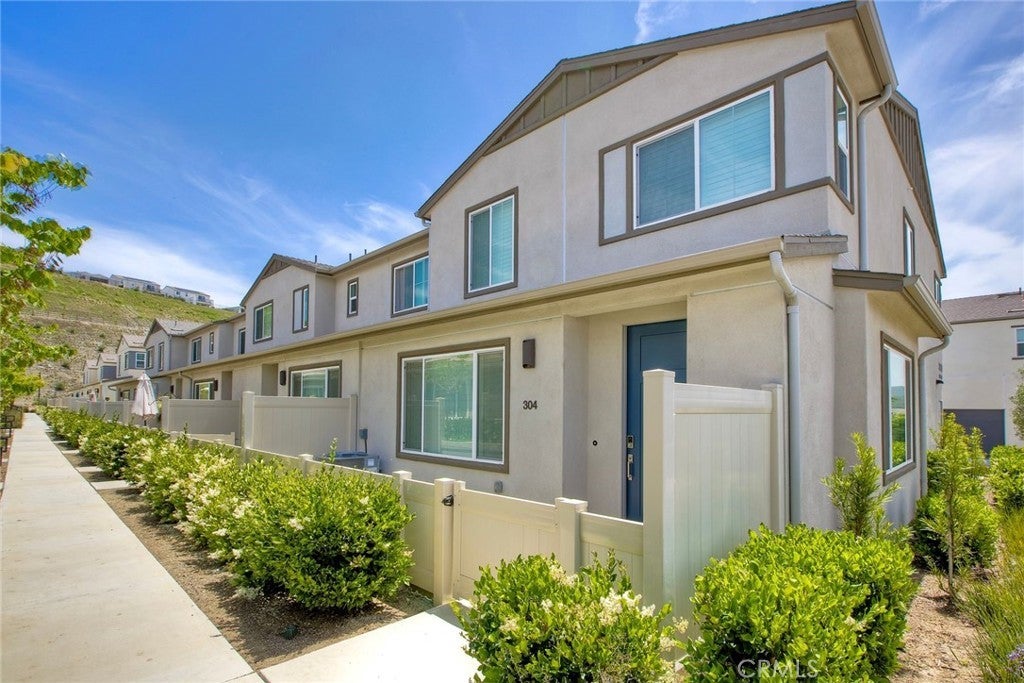 Photo of Listing #SW25104557