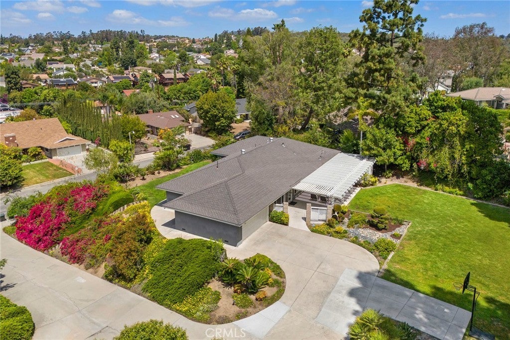 Photo of Listing #PW25108376