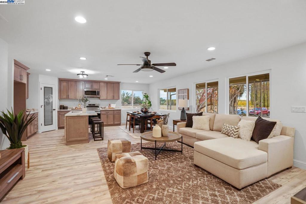 Photo of Listing #41097734