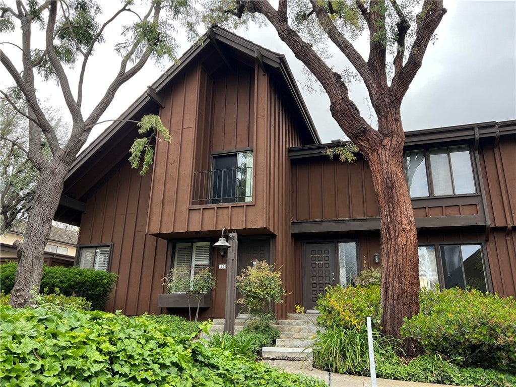 Photo of Listing #SB25107378