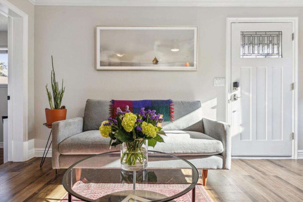 Photo of Listing #ML82006865