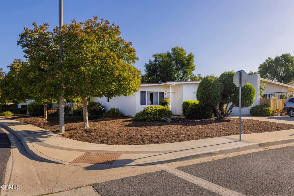 Photo of Listing #V1-29997