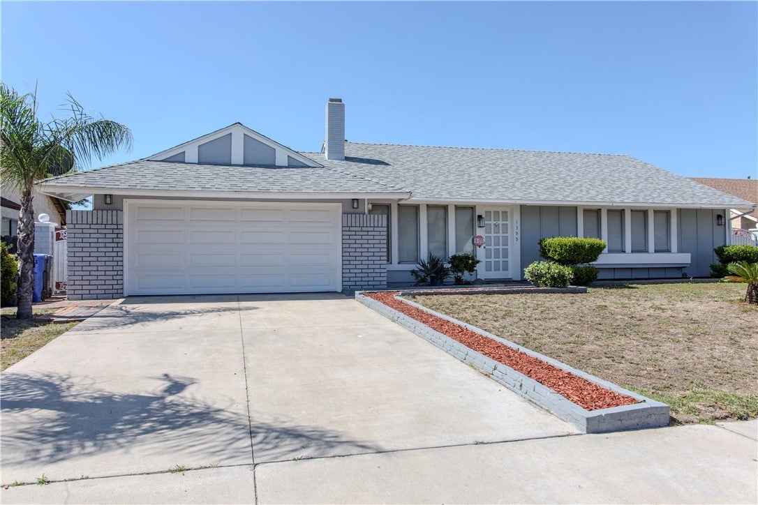 Photo of Listing #RS25109043