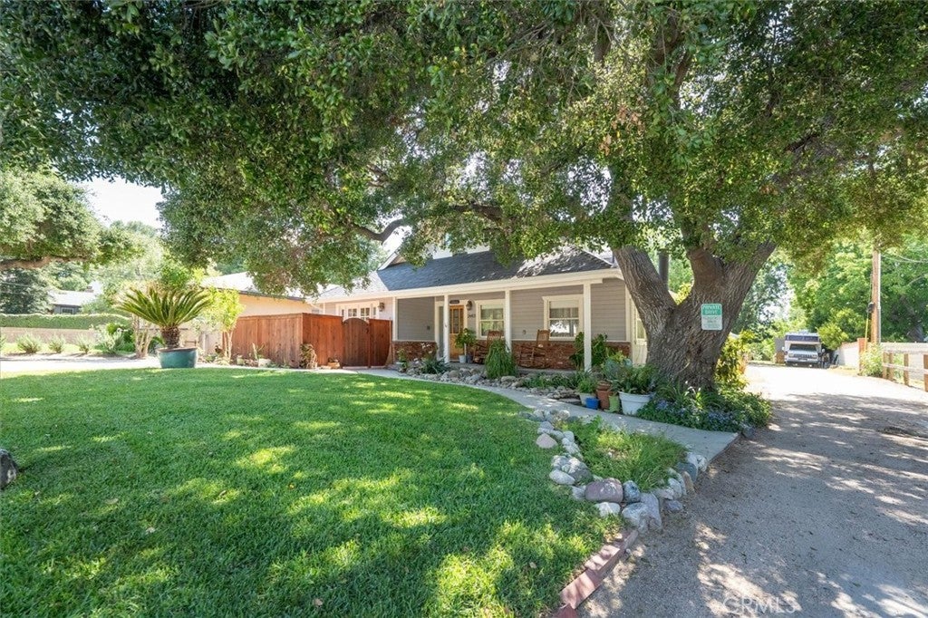 Photo of Listing #SR25109547