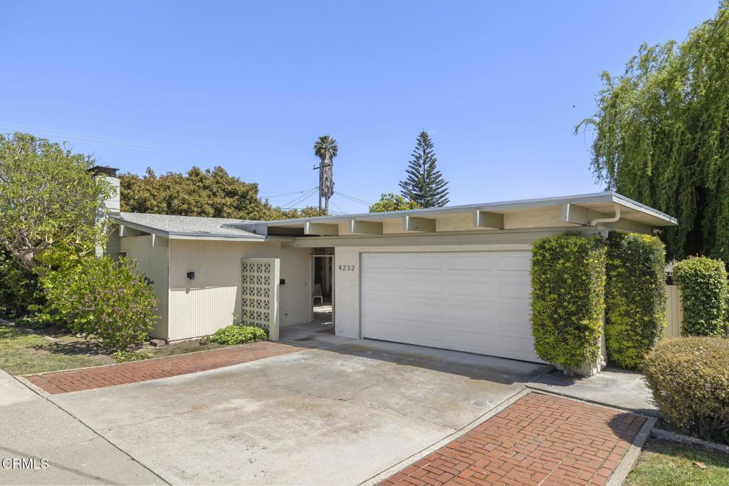 Photo of Listing #V1-30003