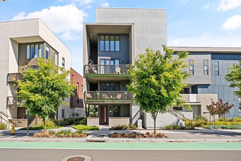 Photo of Listing #41097817