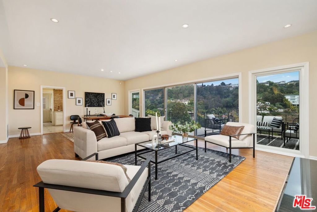 Photo of Listing #25539597