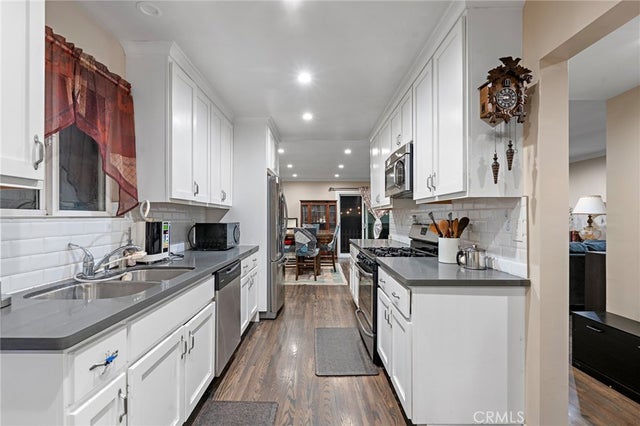 14725 Kornblum Avenue, Hawthorne.