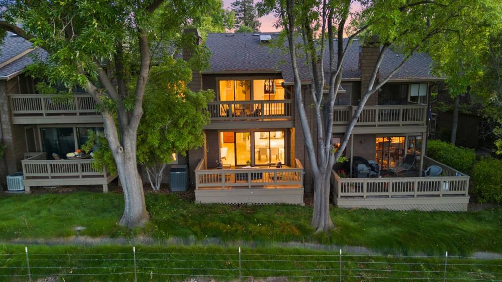 Photo of Listing #ML82007300