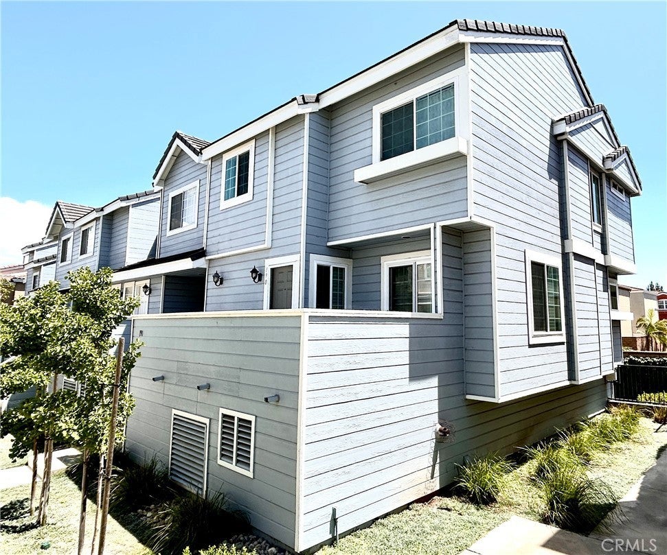 Photo of Listing #PW25109826