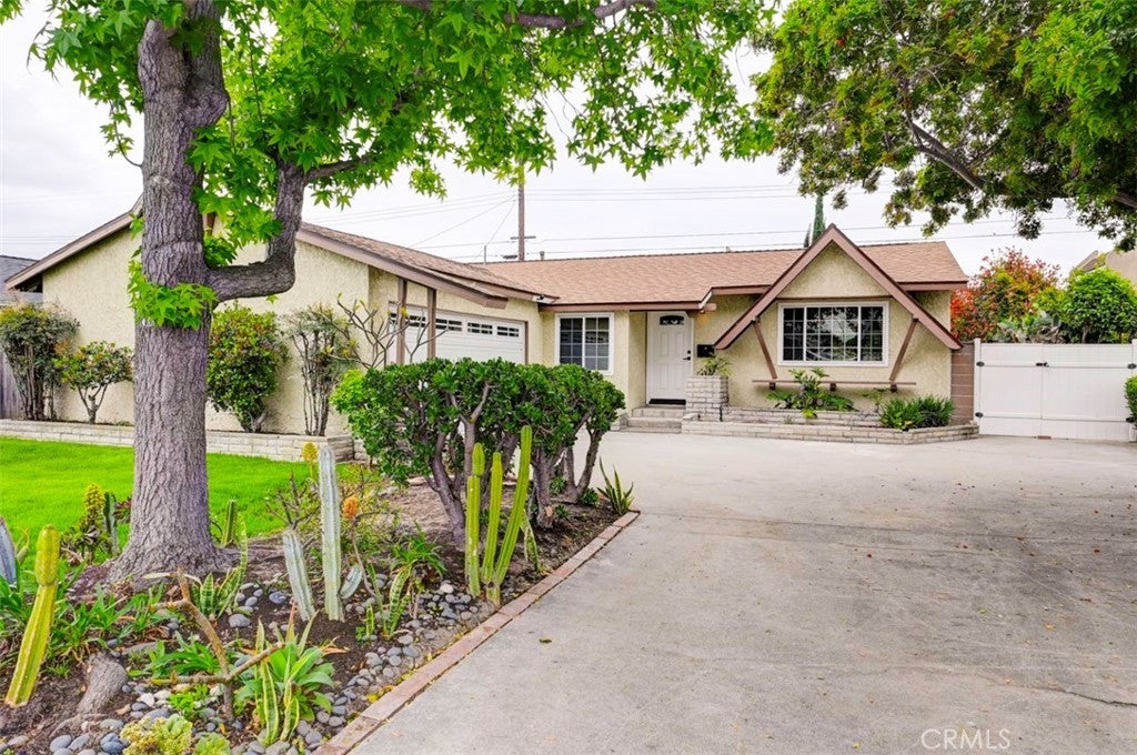 Photo of Listing #PW25109730