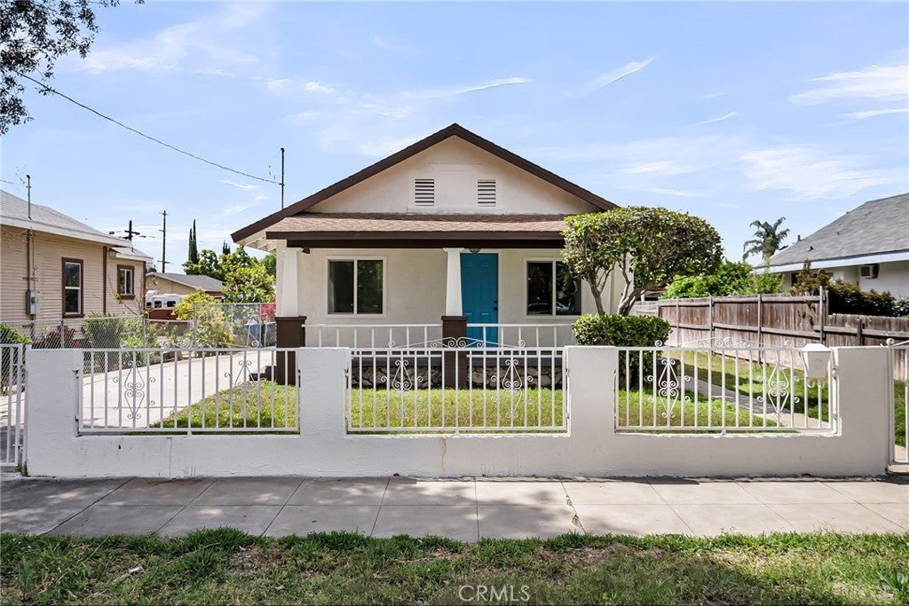 Photo of Listing #IV25107331