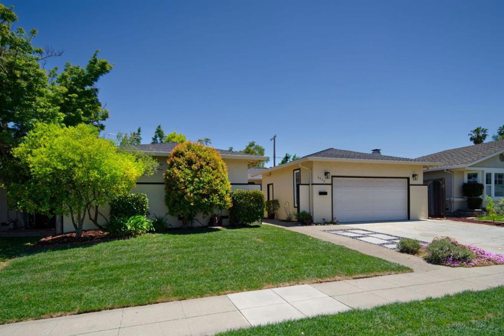 Photo of Listing #ML82007325