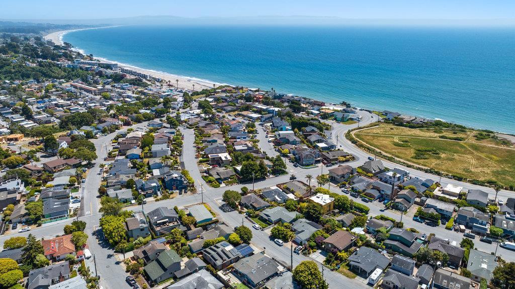 Photo of Listing #ML82007337