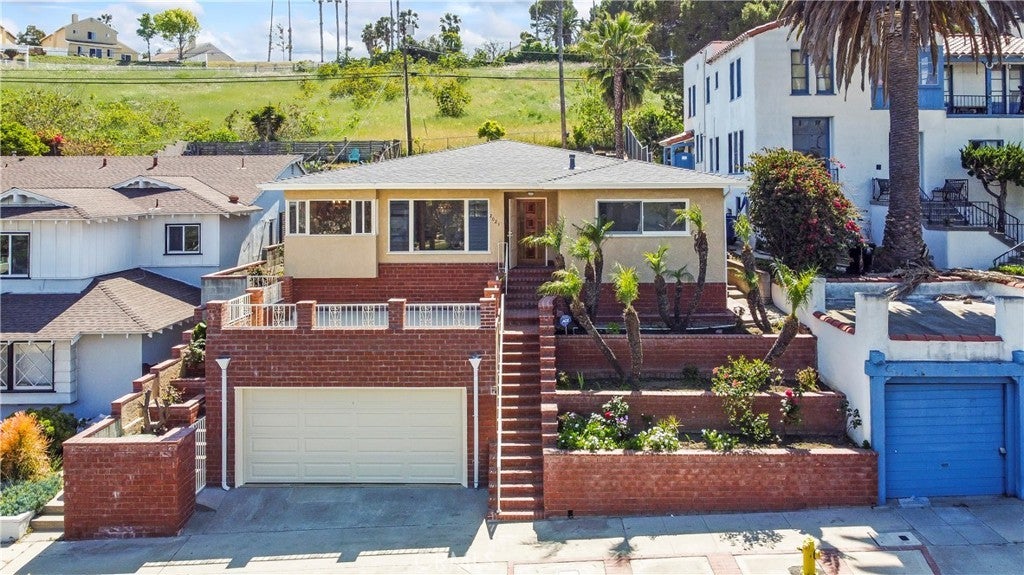 Photo of Listing #SB25090243