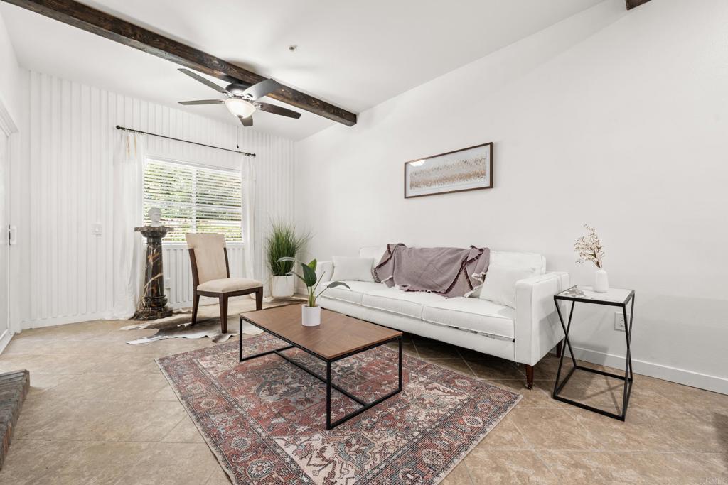 Photo of Listing #PTP2503602