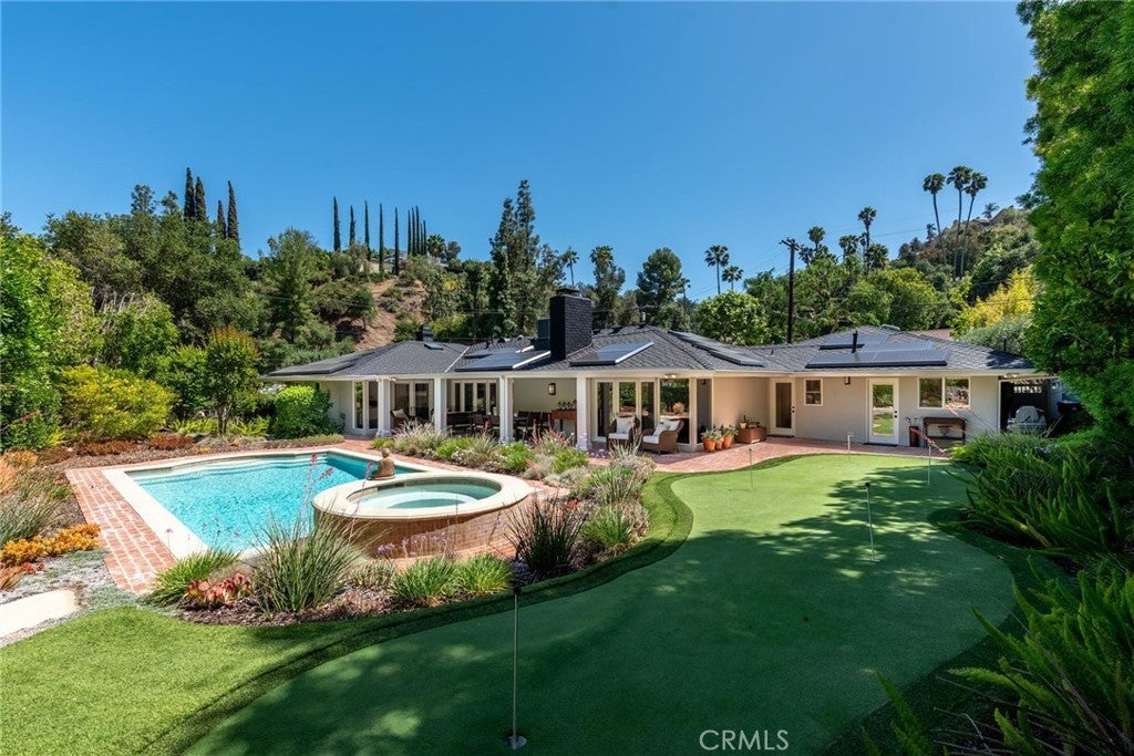 Photo of Listing #SR25109879