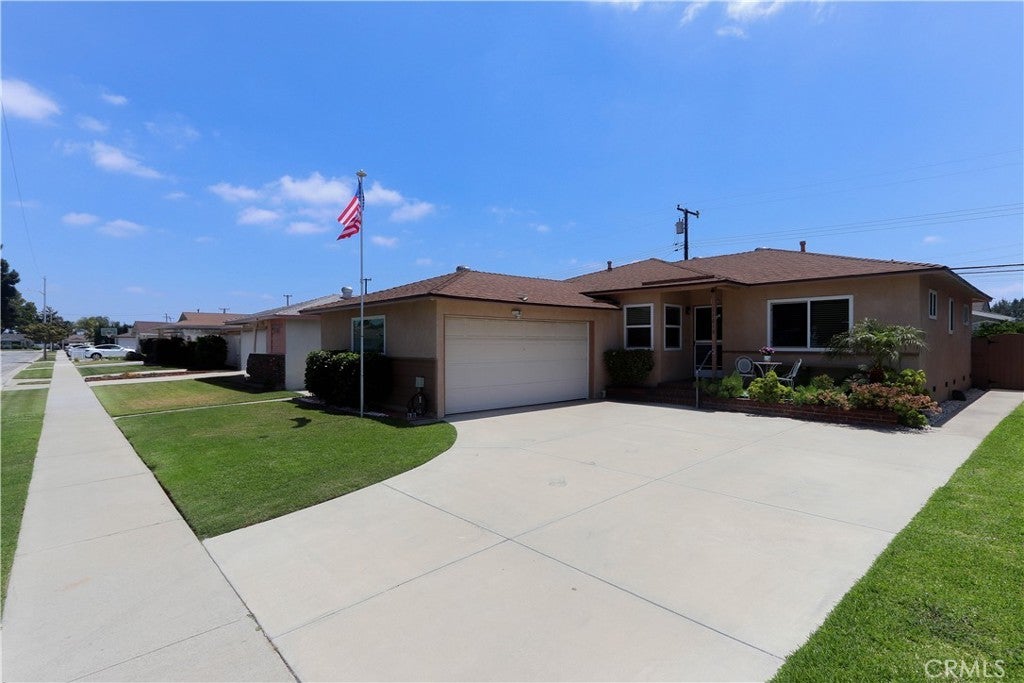 Photo of Listing #DW25109217