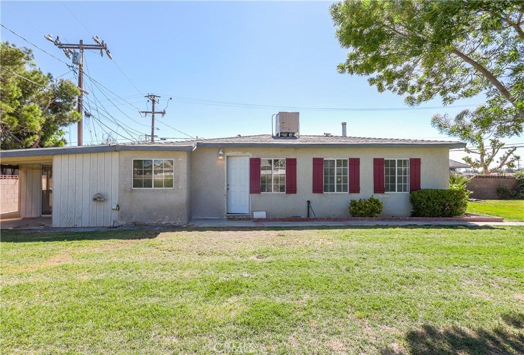 Photo of Listing #SR25110155