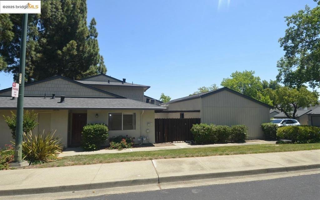 Photo of Listing #41097958