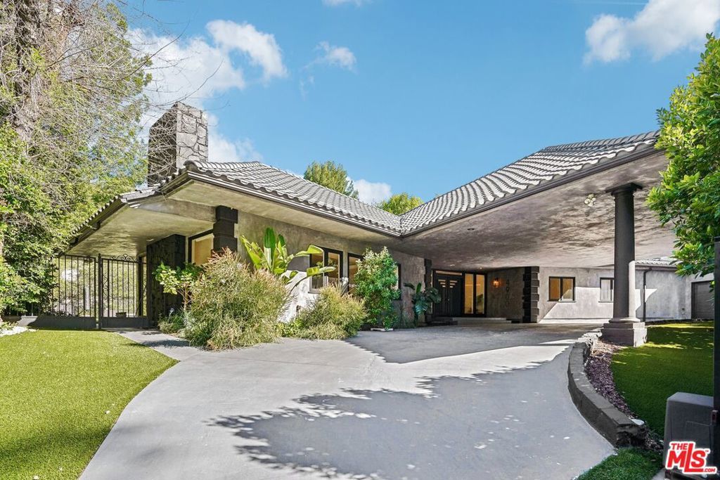 Photo of Listing #25540223