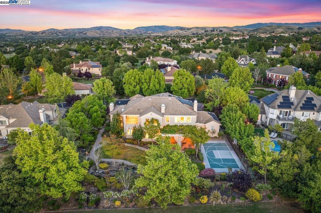 Photo of Listing #41097967