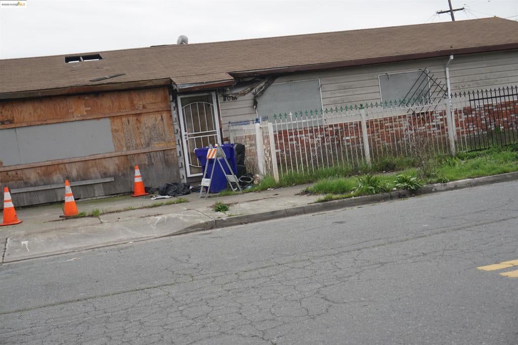 Photo of Listing #41097974