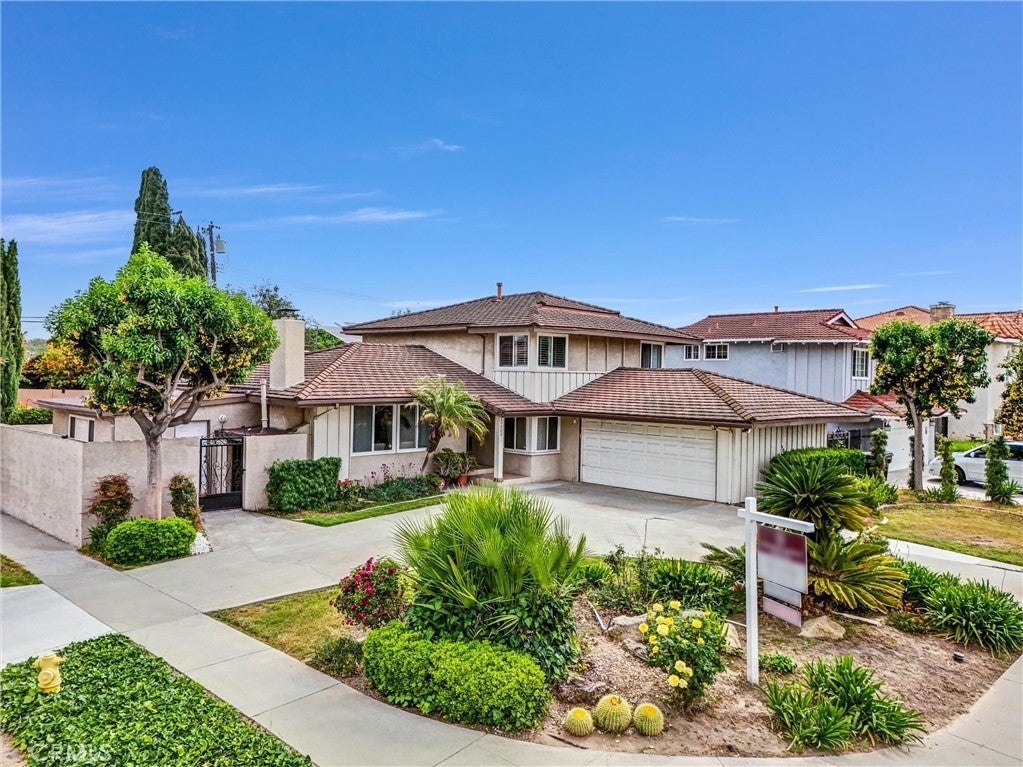 Photo of Listing #OC25110330