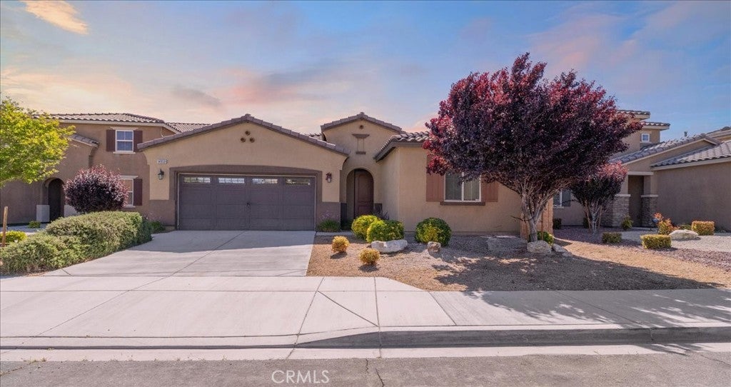 Photo of Listing #IV25108193