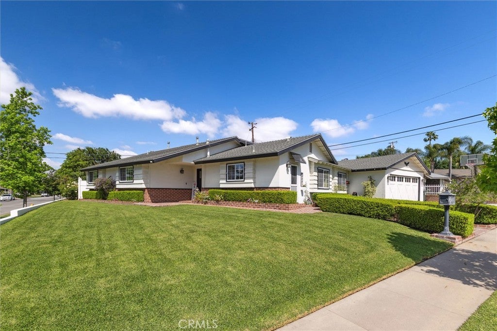 Photo of Listing #PW25109502