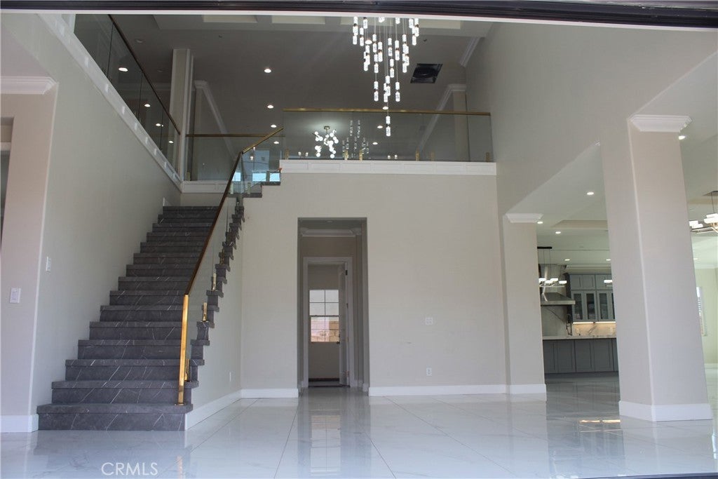 Photo of Listing #IV25110657