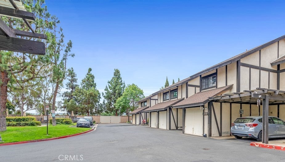 Photo of Listing #MB25110312