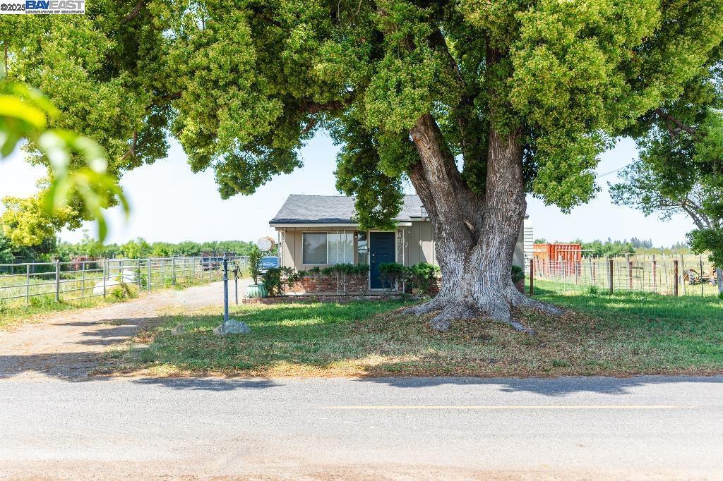 Photo of Listing #41098058